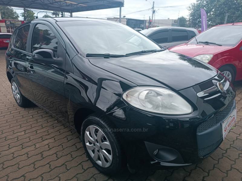 FIAT - PALIO - 2013/2013 - Preta - R$ 33.900,00