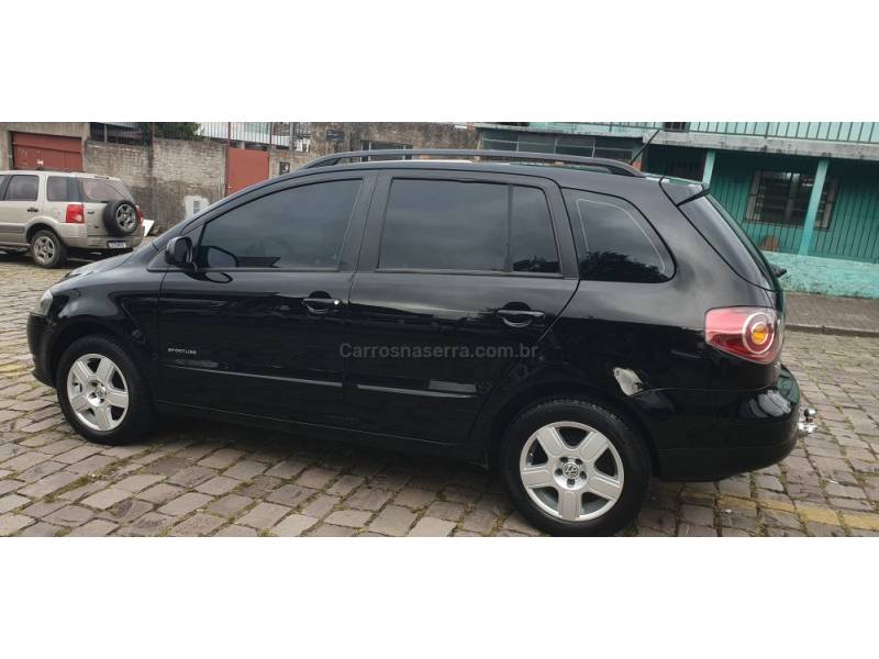 VOLKSWAGEN - SPACEFOX - 2009/2009 - Preta - R$ 31.900,00