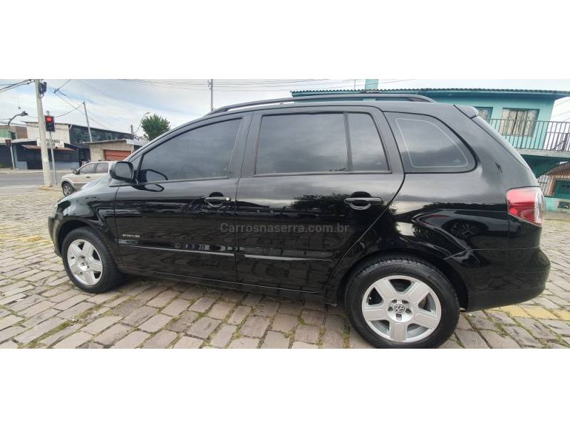VOLKSWAGEN - SPACEFOX - 2009/2009 - Preta - R$ 31.900,00