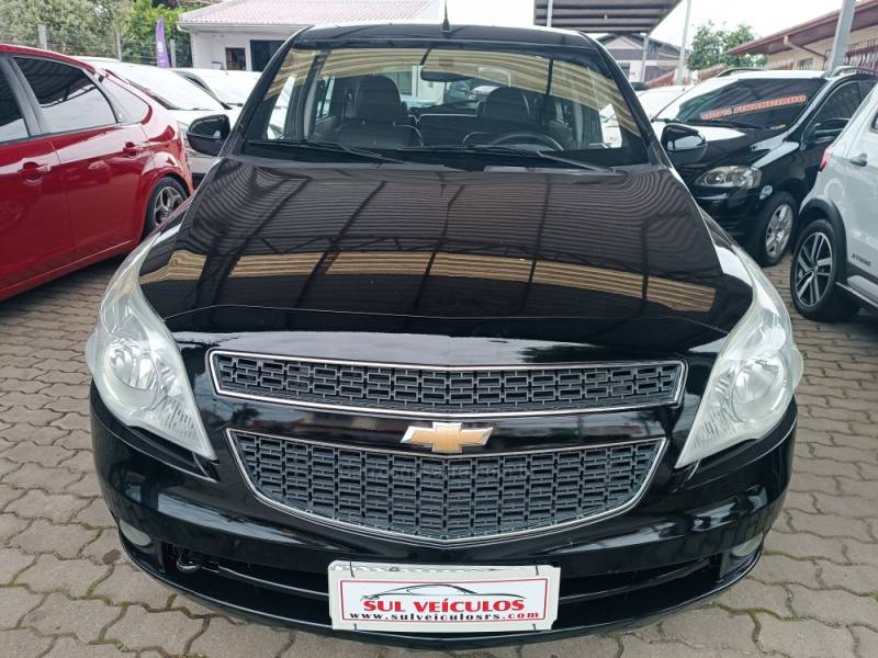 CHEVROLET - AGILE - 2010/2011 - Preta - R$ 34.900,00