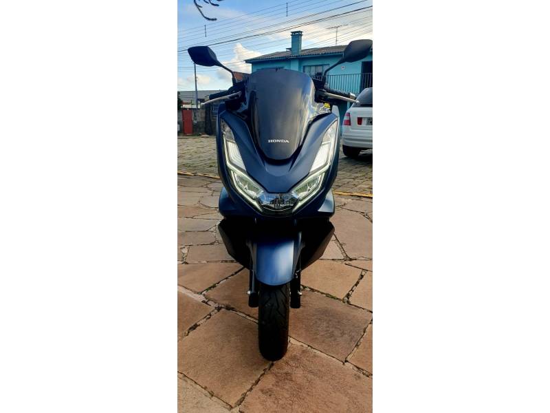 HONDA - PCX - 2024/2024 - Azul - R$ 21.900,00
