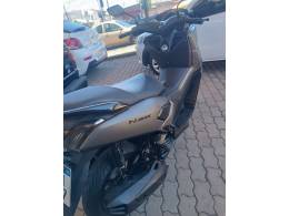 YAMAHA - NMAX 160 ABS - 2016/2017 - Cinza - R$ 15.500,00