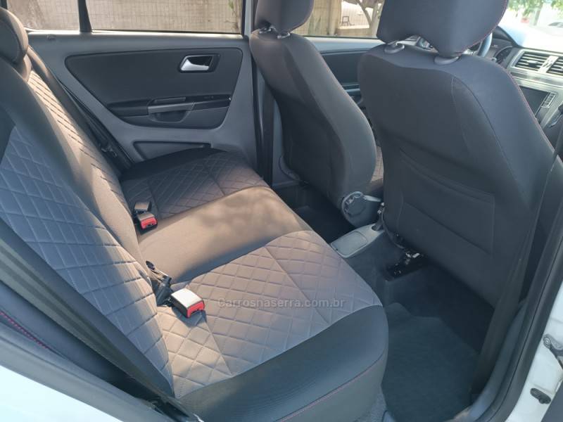 VOLKSWAGEN - FOX - 2017/2018 - Branca - R$ 62.000,00
