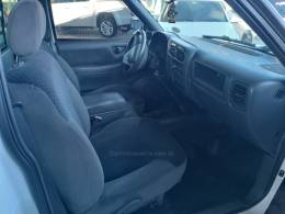 CHEVROLET - S10 - 2002/2002 - Branca - R$ 42.900,00
