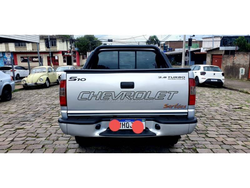 CHEVROLET - S10 - 2005/2005 - Prata - R$ 65.900,00