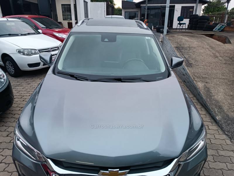 CHEVROLET - TRACKER - 2021/2022 - Cinza - R$ 113.900,00