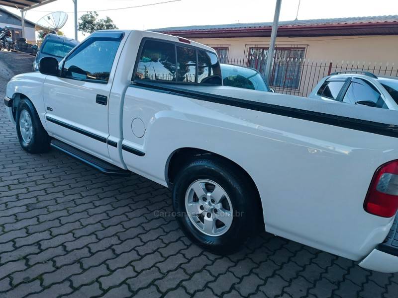 CHEVROLET - S10 - 2002/2002 - Branca - R$ 42.900,00