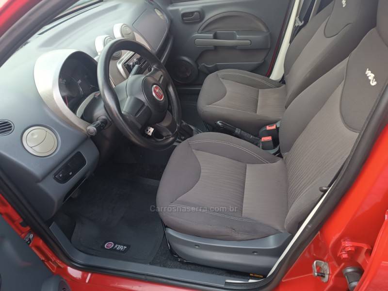 FIAT - UNO - 2010/2011 - Vermelha - R$ 34.800,00
