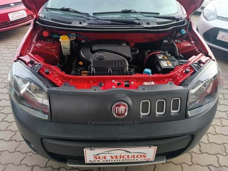FIAT - UNO - 2010/2011 - Vermelha - R$ 34.800,00
