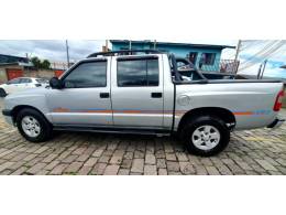 CHEVROLET - S10 - 2005/2005 - Prata - R$ 65.900,00