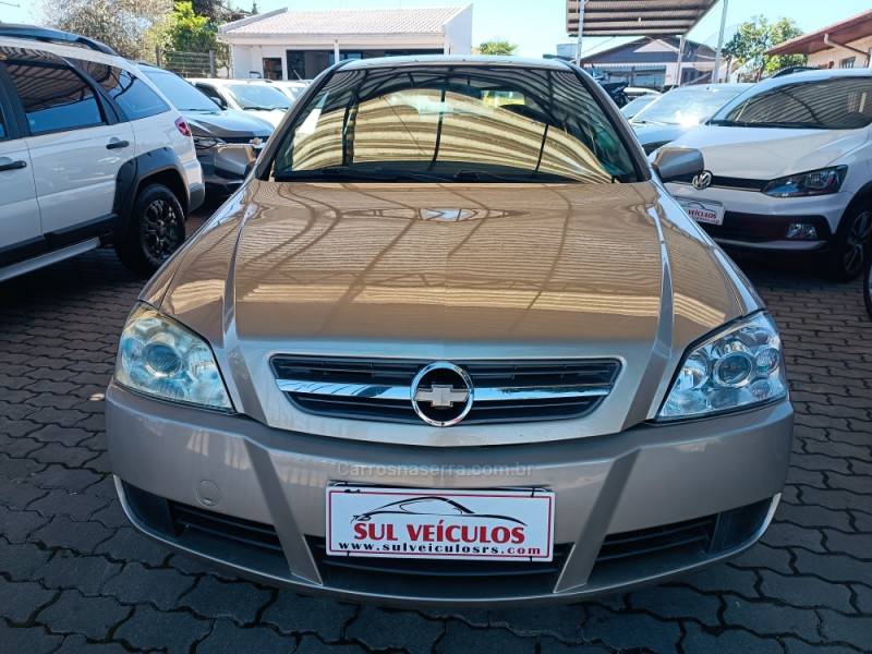 CHEVROLET - ASTRA - 2007/2008 - Bege - R$ 29.900,00
