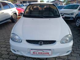 CHEVROLET - CORSA - 2002/2002 - Branca - R$ 17.800,00