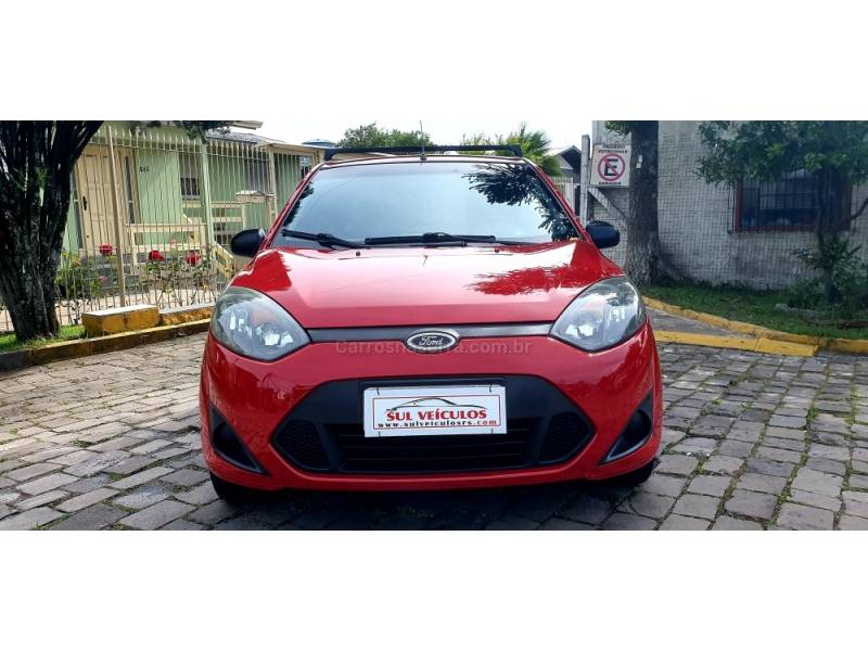 FORD - FIESTA - 2011/2011 - Vermelha - R$ 31.900,00