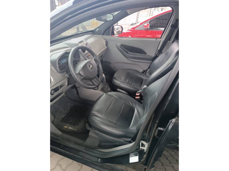 CHEVROLET - AGILE - 2010/2011 - Preta - R$ 34.900,00