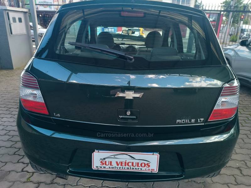 CHEVROLET - AGILE - 2013/2013 - Verde - R$ 34.900,00