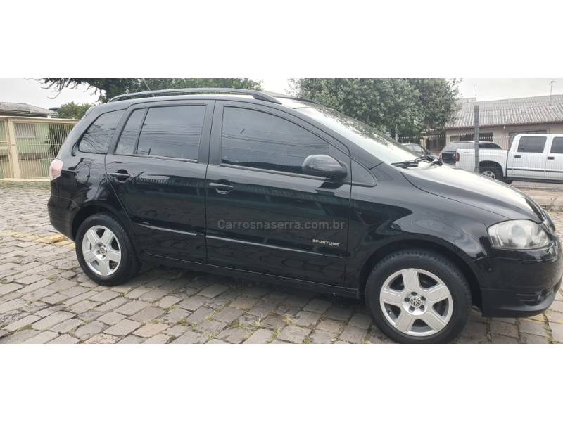 VOLKSWAGEN - SPACEFOX - 2009/2009 - Preta - R$ 31.900,00