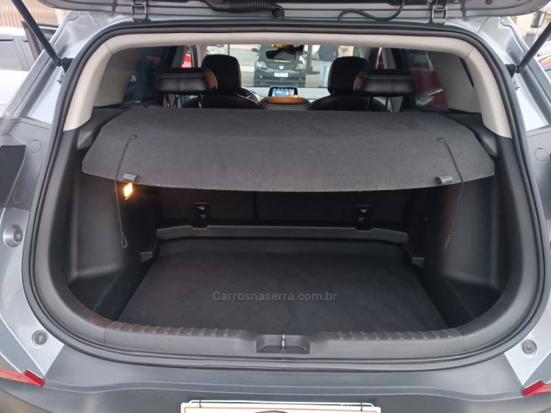 CHEVROLET - TRACKER - 2021/2022 - Cinza - R$ 113.900,00