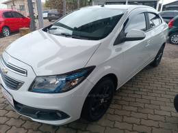 CHEVROLET - PRISMA - 2015/2015 - Branca - R$ 52.900,00