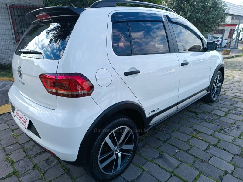 VOLKSWAGEN - FOX - 2017/2018 - Branca - R$ 62.000,00