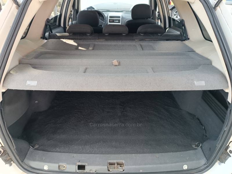 FIAT - PALIO - 2010/2010 - Branca - R$ 33.900,00