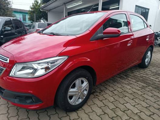 CHEVROLET - ONIX - 2013/2013 - Vermelha - R$ 41.900,00