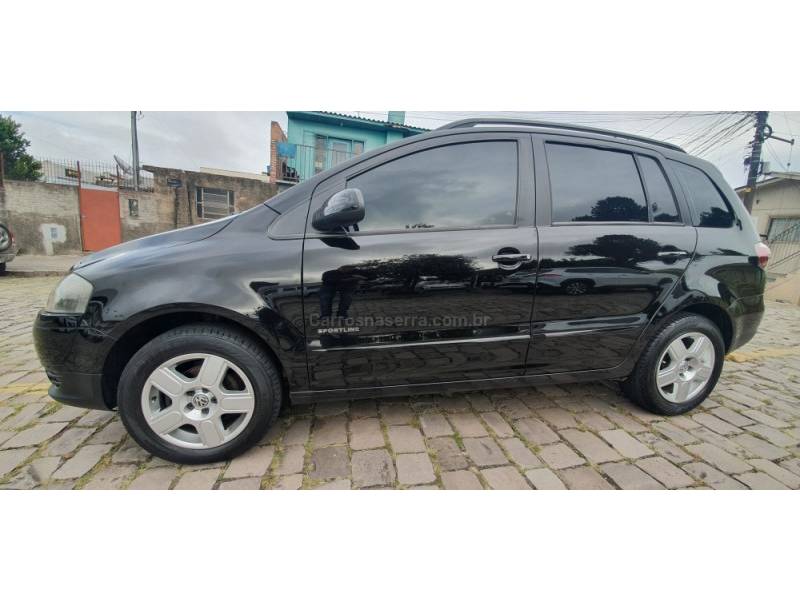 VOLKSWAGEN - SPACEFOX - 2009/2009 - Preta - R$ 31.900,00